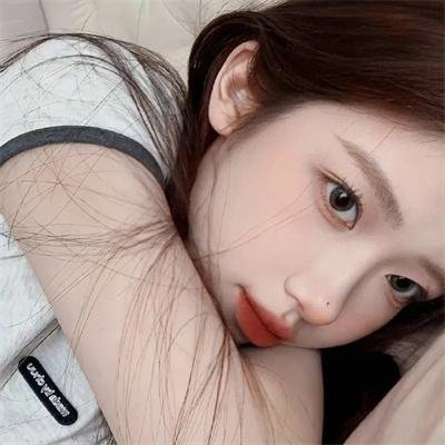 下山后，我被四个绝色师姐包围了